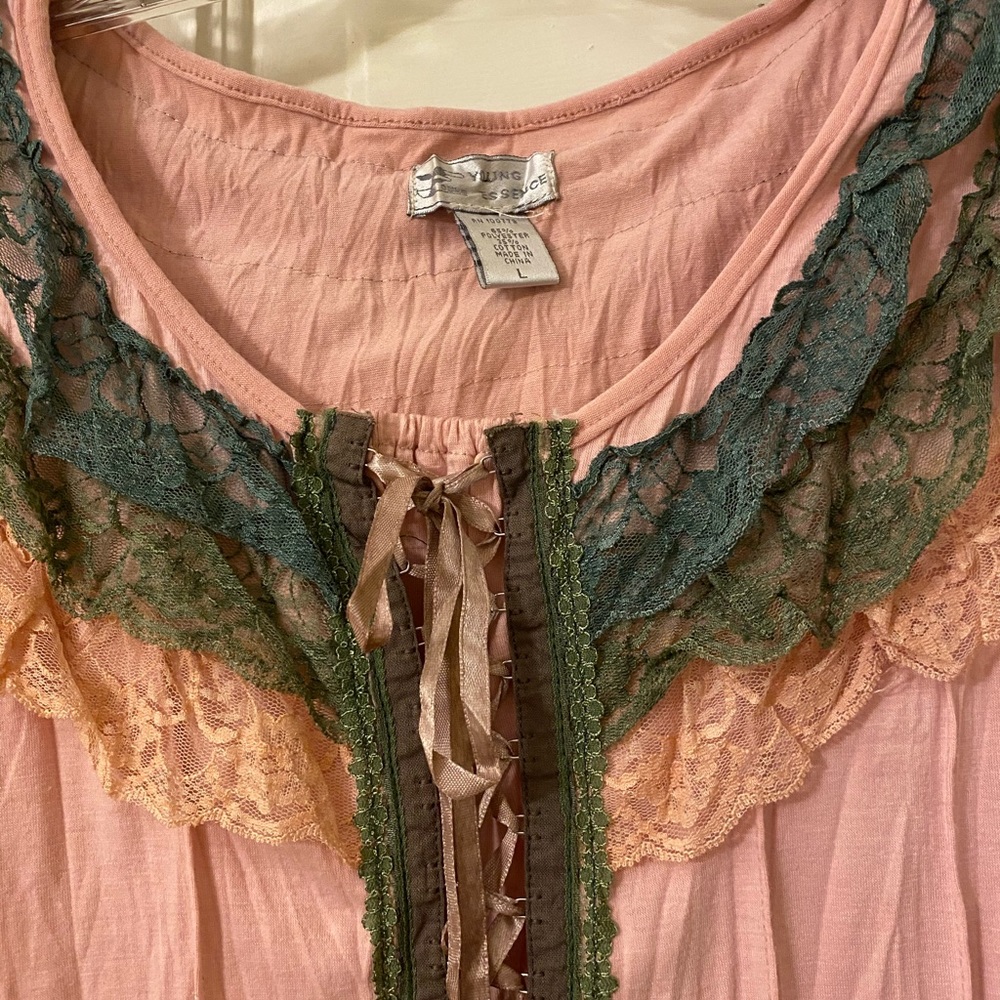 Cute "Antique-looking" Blouse